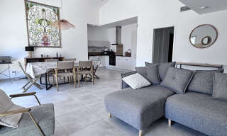 Appartement 3 Pièces 88 m² à vendre à Saint-Cyr-sur-Mer (83270)