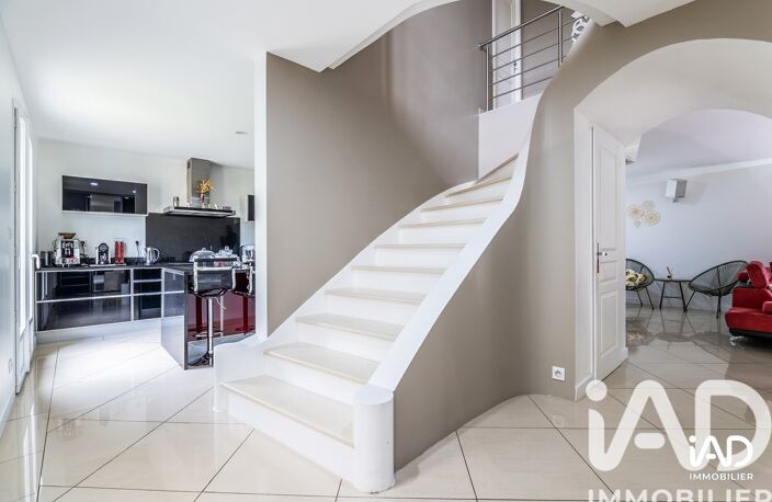Vente Maison/villa 6 pièces — photo 2