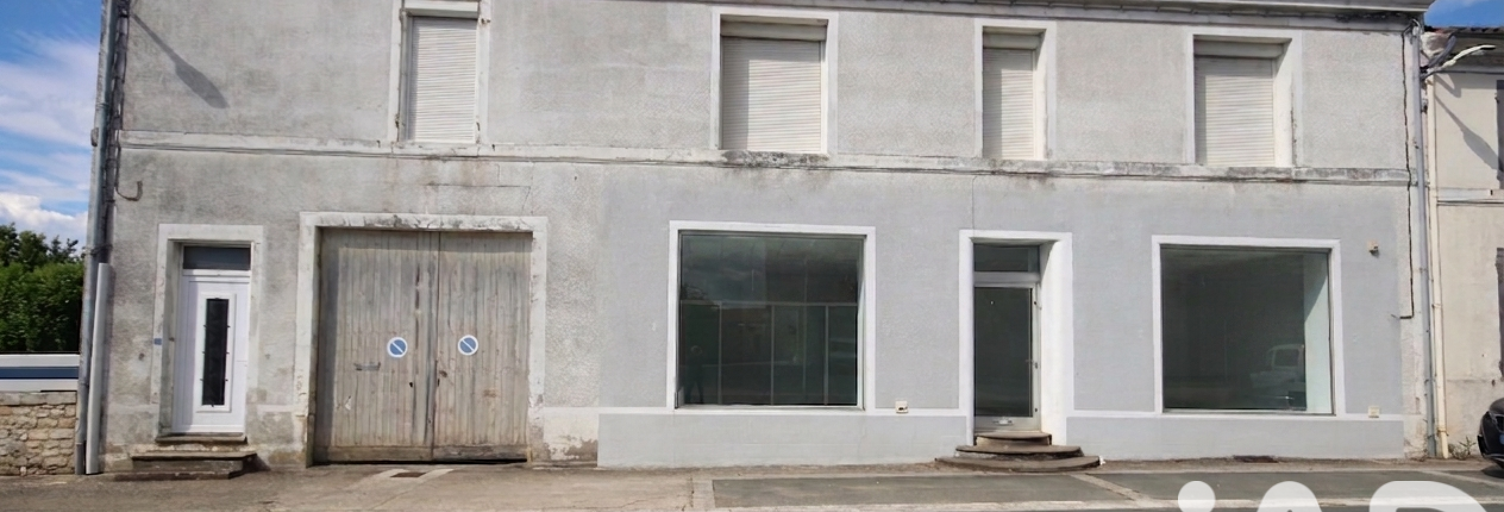 Maison 8 Pièces 315 m² à vendre à Bords (17430)