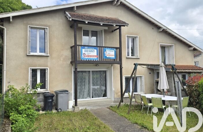 Vente Maison/villa 8 pièces — photo 2