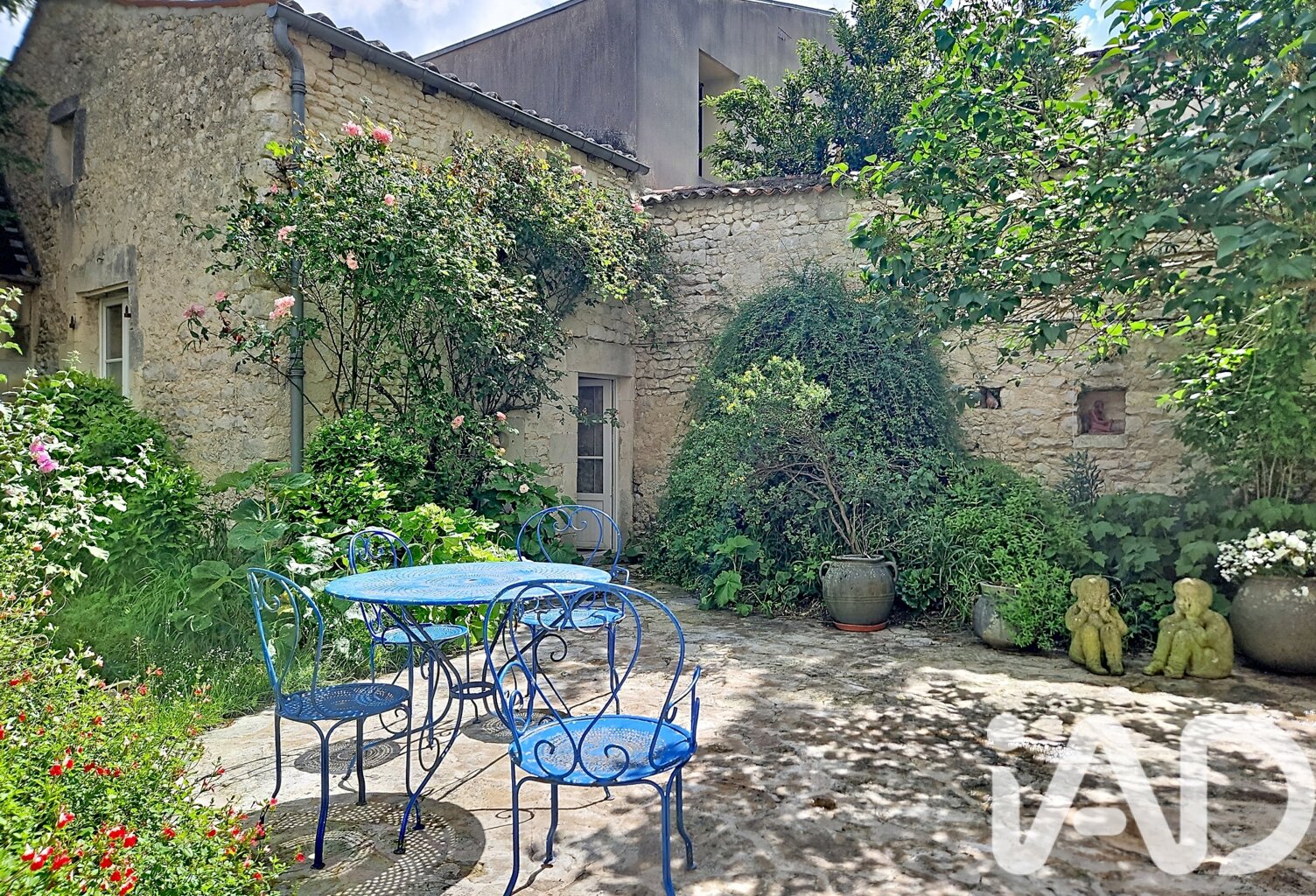 Vente Maison/villa 11 pièces — photo 1