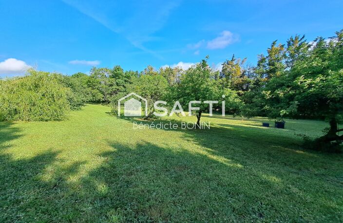 Propriété avec piscine, grange et parc boisé — photo 3