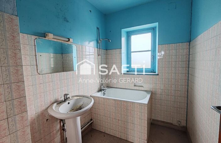 Maison à finir de rénover avec dépendances — photo 5
