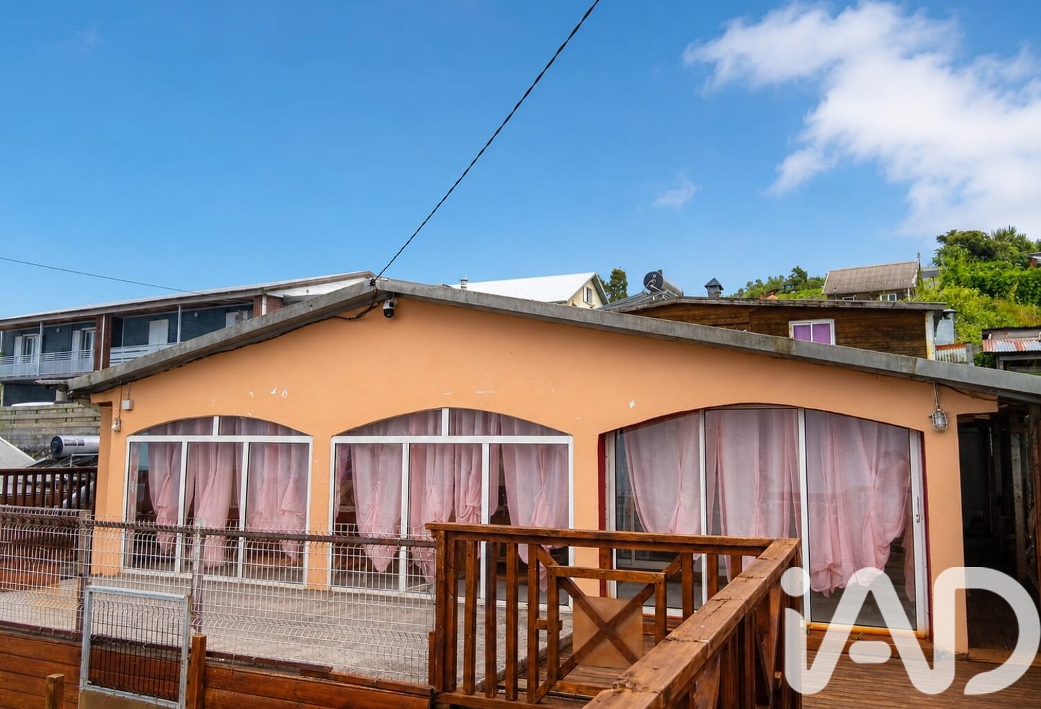 Vente Maison/villa 10 pièces — photo 1