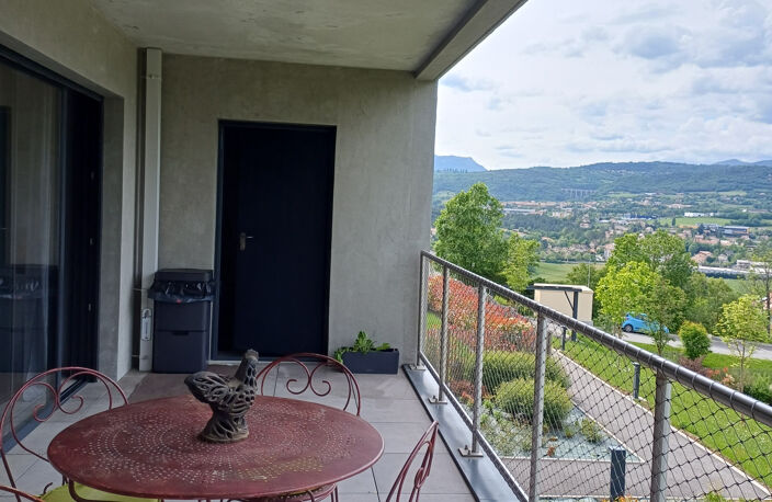 Appartement avec garage — photo 3