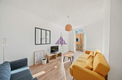 Appartement T4 lumineux en hyper centre de Hyères   Balcon & — photo du bien