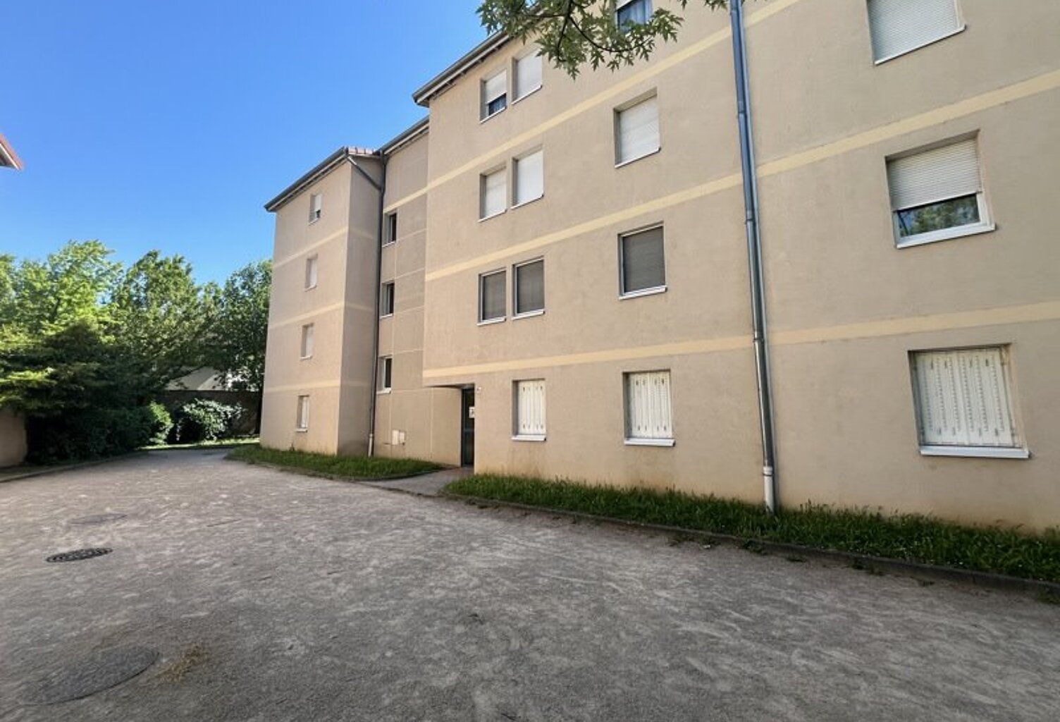 Vente appartement 2 pièces 47 m² Saint-Priest (69800) — photo 1