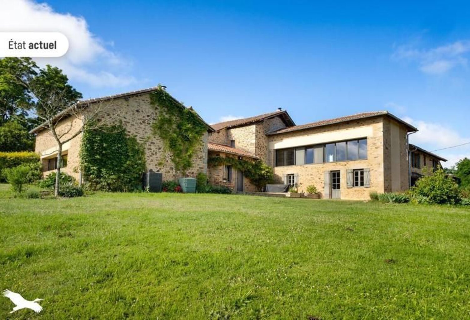 Maison en pierre de 6 pièces principales — photo 1