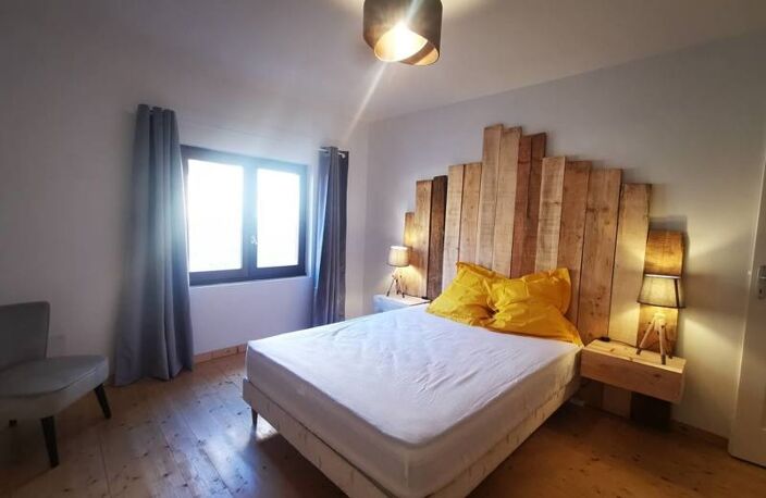 Vente maison 4 pièces 147 m² Aubas (24290) — photo 3