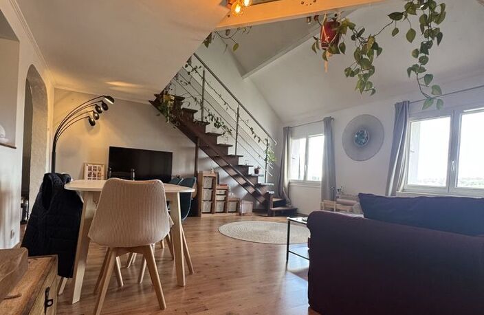 Duplex F5 en excellent état - Vue dégagée - Garage, cave et — photo 2