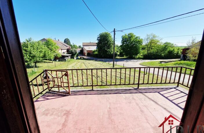 Maison située en campagne — photo 2