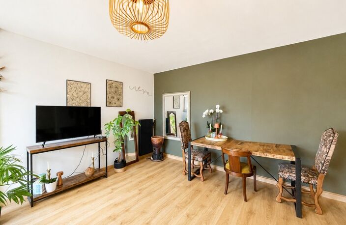 Appartement 3 pièces 80m² - 2 Chambres - Dernier étage - Cave - Parking - Mas Drevon - Tram L2 — photo 2