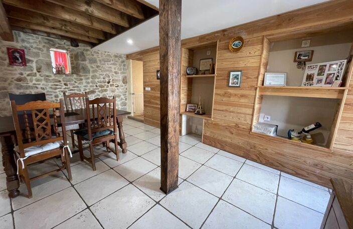 Maison de charme avec deux granges et cour intérieur 1370 m2 — photo 5