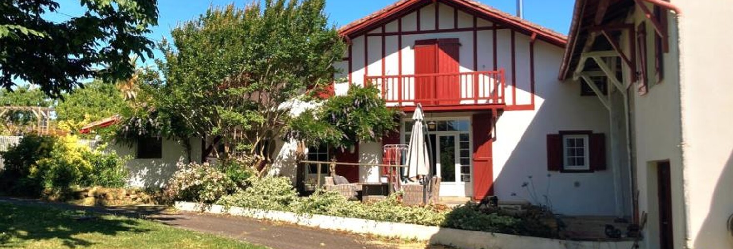 Maison 8 Pièces 192 m² à vendre à La Bastide-Clairence (64240)
