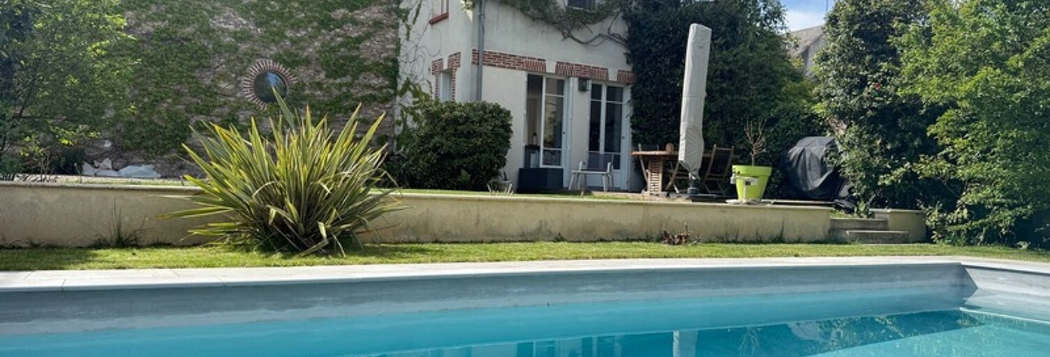 Maison 9 Pièces 221 m² à vendre à Orléans (45000)
