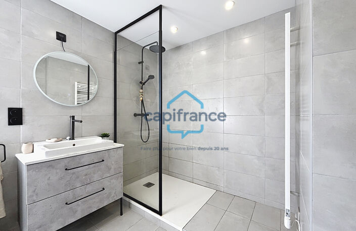 Trouville-sur-Mer – Appartement F2 avec vue mer, balcon, cave et stationnement privatif — photo 5