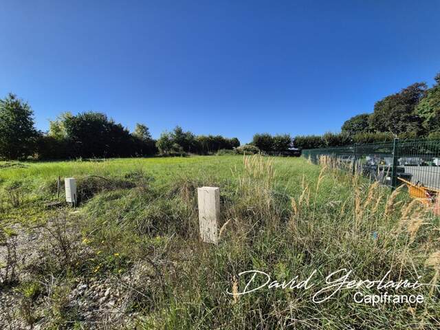 Terrain à bâtir viabilisé de 578,00 m² - Libre constructeur — photo du bien