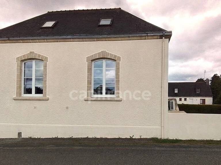 Maison rénovée de 114 m² – 3 chambres dont une suite parentale – Terrain clos – Garage – Sous‑sol complet – À 10 min à pied du bourg — photo 1