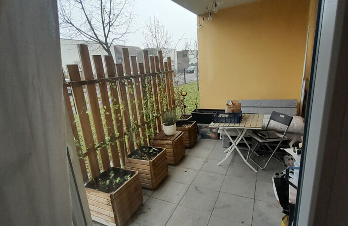 Dans belle résidence appartement 2 pièces — photo 3