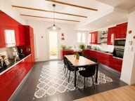BÉZIERS – ARÈNES | MAISON FAMILIALE 162 M², 5 CHAMBRES ET JARDIN INTIMISTE — photo 2