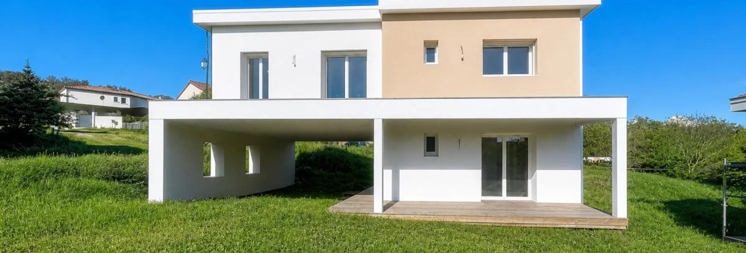 Maison 6 Pièces 92 m² à vendre à Lemps (07610)