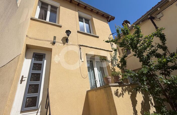 Maison de ville 5 pièces avec caves voutées À Vendre — photo 5