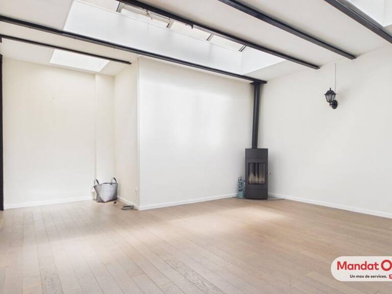 Appartement À Louer — photo 1