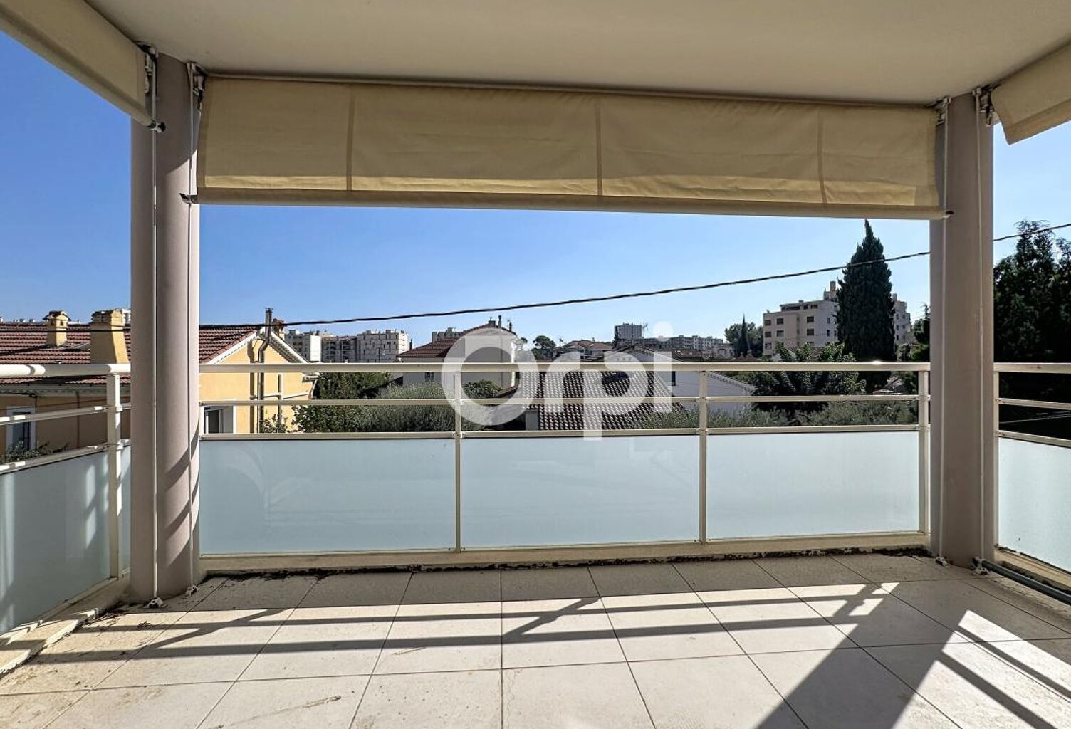 APPARTEMENT TYPE 3 DERNIER ÉTAGE EN DUPLEX AVEC SPACIEUSE TERRASSE EXPOSÉE SUD À VENDRE DANS RÉSIDENCE RÉCENTE TOULON OUEST — photo 1