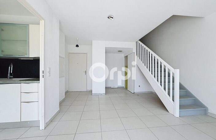 APPARTEMENT TYPE 3 DERNIER ÉTAGE EN DUPLEX AVEC SPACIEUSE TERRASSE EXPOSÉE SUD À VENDRE DANS RÉSIDENCE RÉCENTE TOULON OUEST — photo 4