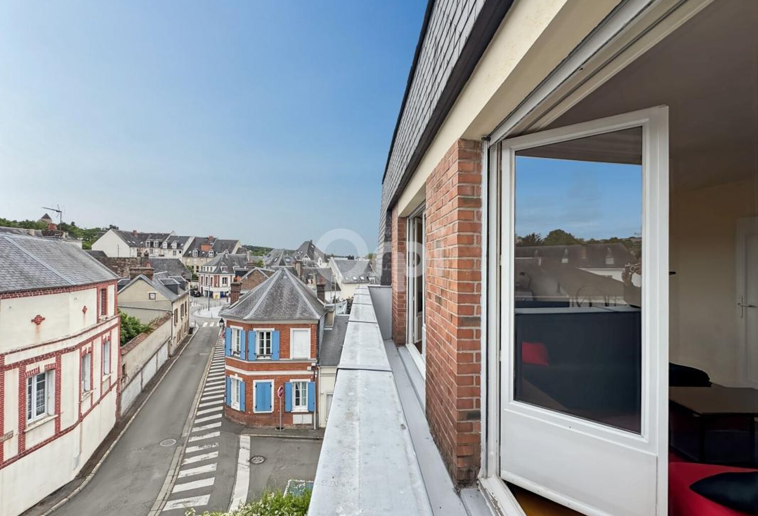 Appartement avec balcon et parking en centre-ville d'Évreux — photo 1