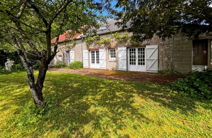   Propriété de caractère sur un parc arboré et boisé de 8000 m² ✨ — photo 2