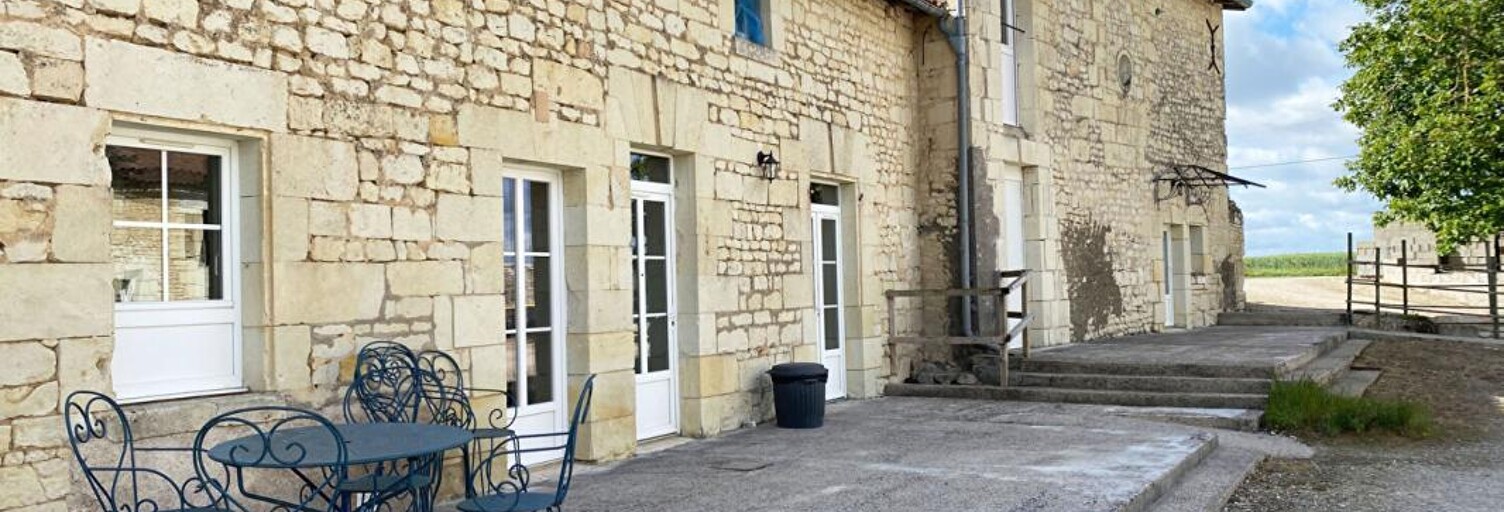 Maison 10 Pièces 312 m² à vendre à Glénouze (86200)