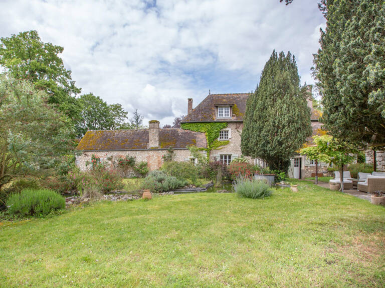Maison Traditionnelle et dépendances  à  Pressagny  - L'Orgueilleux 27510 16 pièces 11 Chambres 392 m2 — photo 1