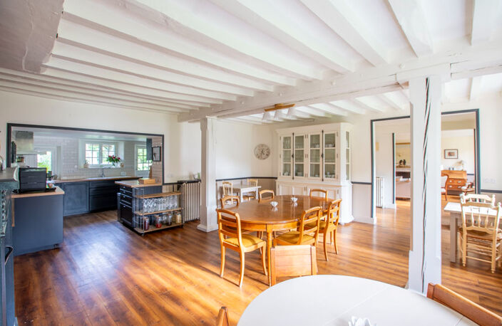Maison Traditionnelle et dépendances  à  Pressagny  - L'Orgueilleux 27510 16 pièces 11 Chambres 392 m2 — photo 3