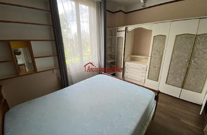 Vente maison 4 pièces 73 m² Saint-Quentin-le-Verger (51120) — photo 4