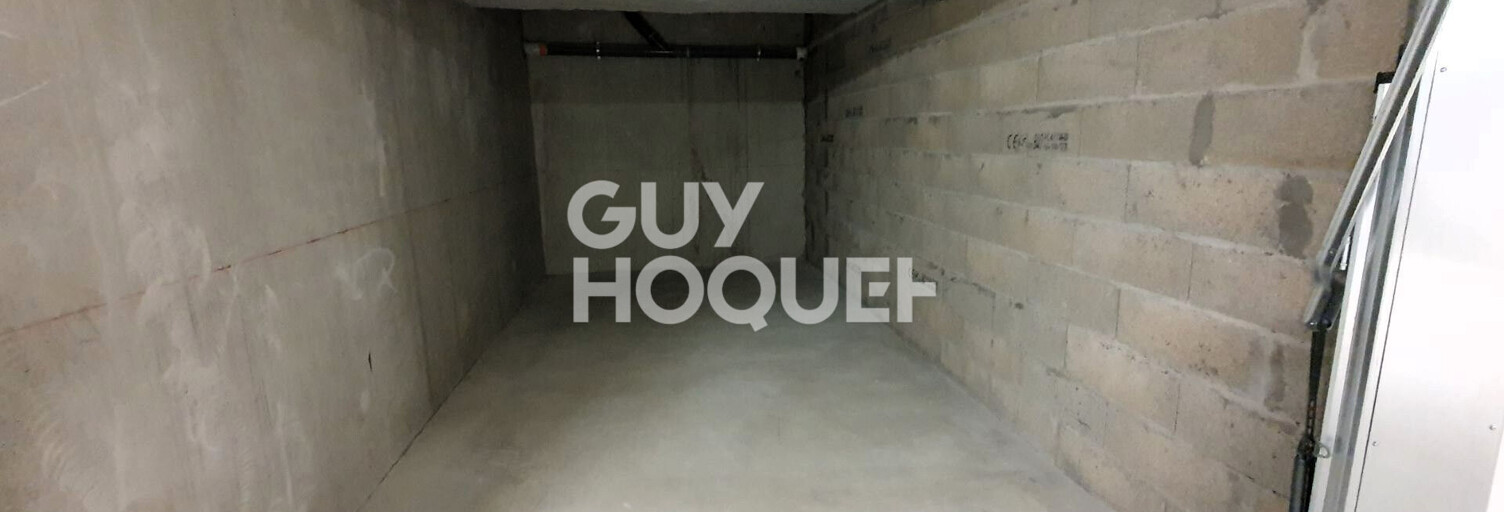 Garage  10 m² à louer à Décines-Charpieu (69150)
