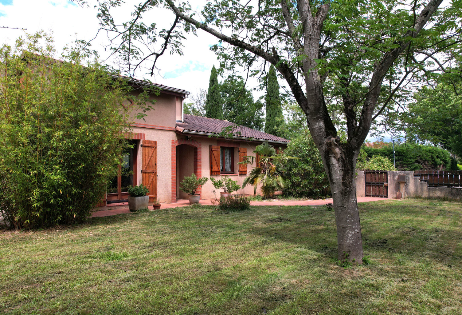Maison 102 m2 sur un terrain de 784 m2 — photo 1
