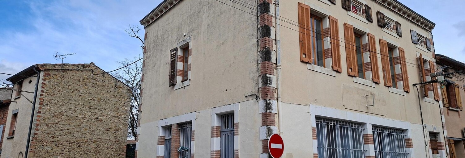 Immeuble  147 m² à vendre à Soual (81580)