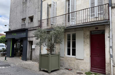 Jolie maison de ville CENTRE VILLE  de St Jean d'Angély — photo du bien