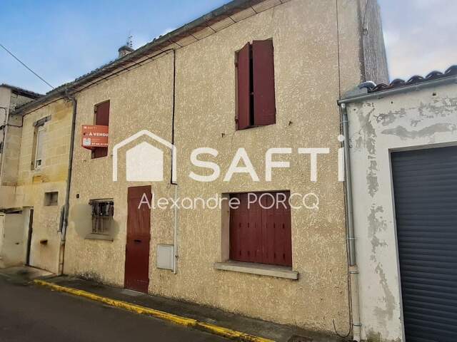 Maison en pierre de bourg — photo du bien