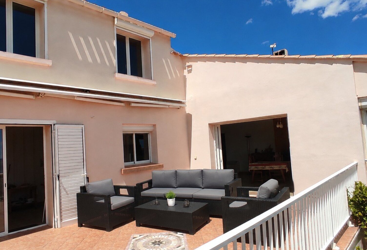 Maison — photo 1