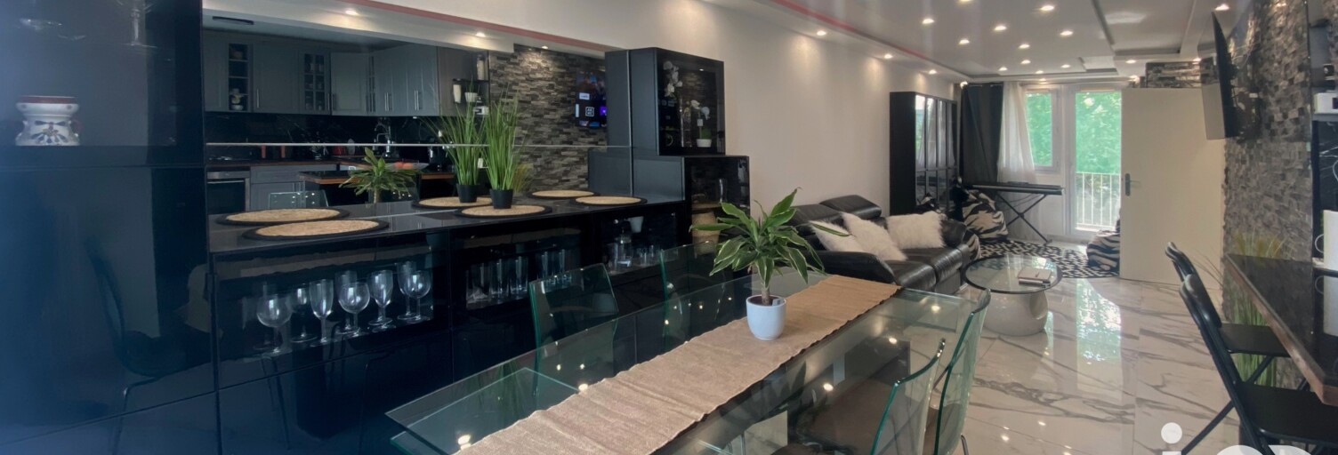 Appartement 4 Pièces 83 m² à vendre à Saint-Cyr-l'École (78210)