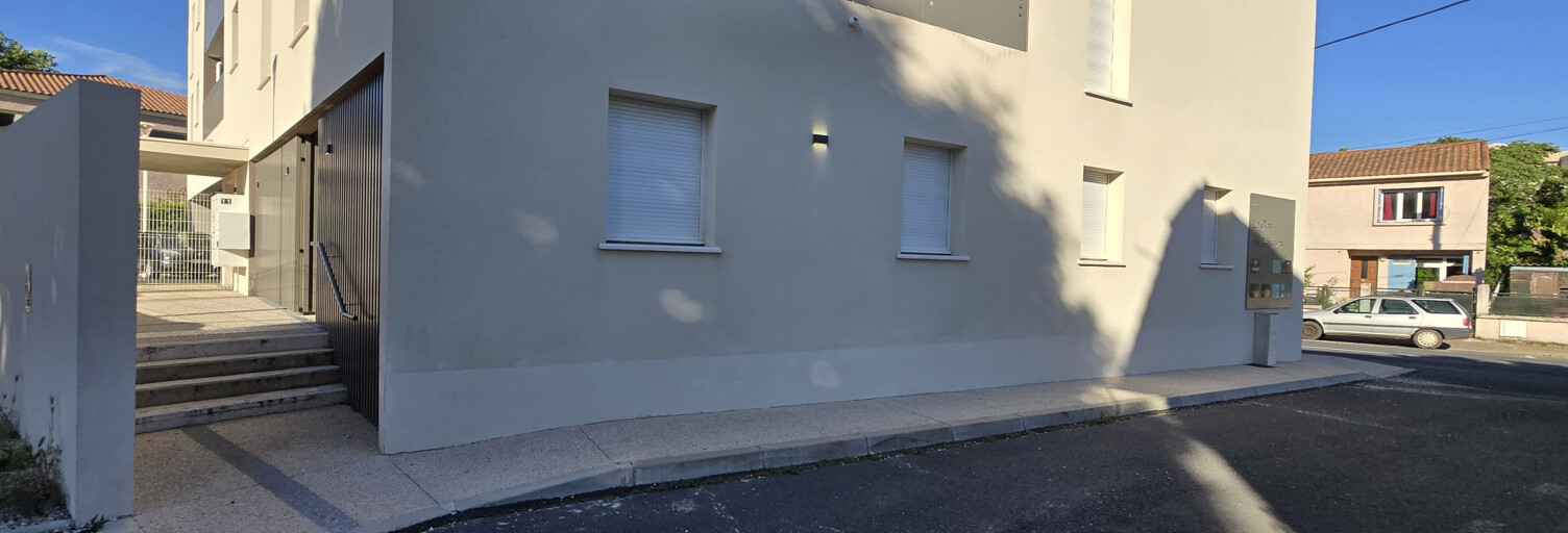 Commerce  180 m² à louer à Clermont-l'Hérault (34800)