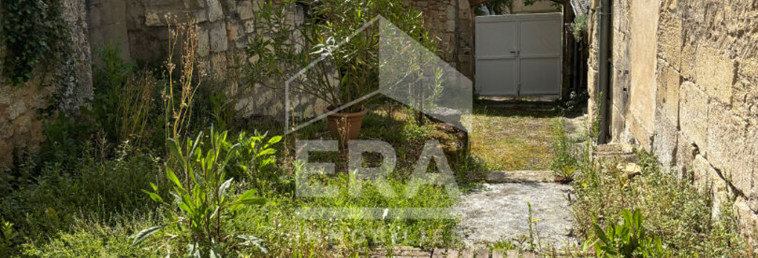 Maison 4 Pièces 78 m² à louer à Bourg (33710)