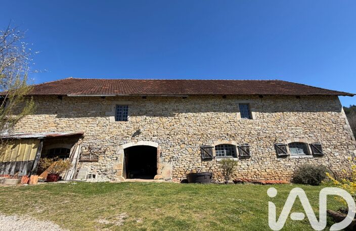 Vente Maison/villa 7 pièces — photo 2
