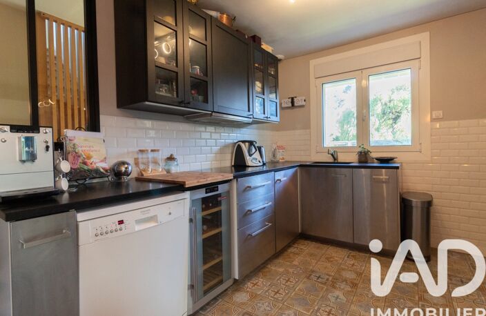 Vente Maison traditionnelle 9 pièces — photo 4