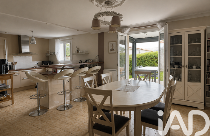 Vente Maison/villa 8 pièces — photo 3