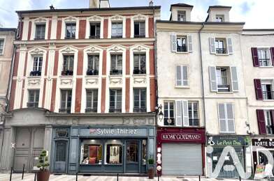 Appartement 1 pièces 121500 €