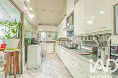 Maison 9 pièces 640000 €