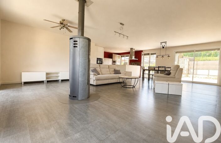 Vente Maison traditionnelle 6 pièces — photo 3
